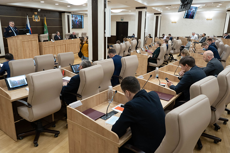 На заседании городской Думы озвучили отчет начальника полиции по Екатеринбургу