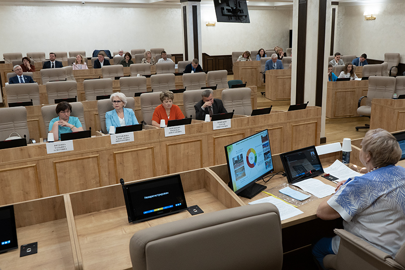 Новые школы и детские сады. Отчет Главы на комиссии по развитию образования