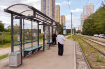 60 навесов появятся на остановках в Екатеринбурге до конца этого года