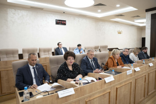 Размер финансирования районов в 2026 году одобрила комиссия по бюджету