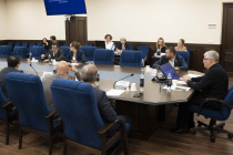 Депутаты обсудили ситуацию с размещением НТО на частных землях