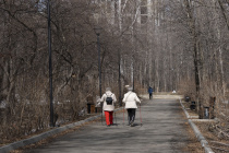Благоустройство, ЖКХ и спорт. Депутаты провели приемы граждан