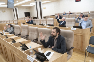 Отчет об исполнении бюджета за 2025 год изучили на профильной комиссии