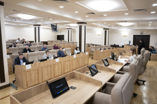 Новый порядок избрания депутатов поддержала комиссия по местному самоуправлению