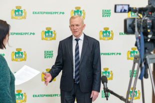 Поздравление Почетного гражданина Александра Харитонова