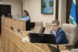 Комиссия по местному самоуправлению изучила итоги муниципальной программы 