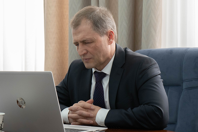 Председатель Екатеринбургской городской Думы провел дистанционный прием граждан