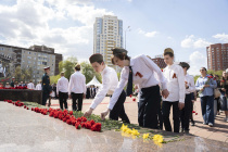 Екатеринбуржцы почтили память фронтовиков и тружеников тыла