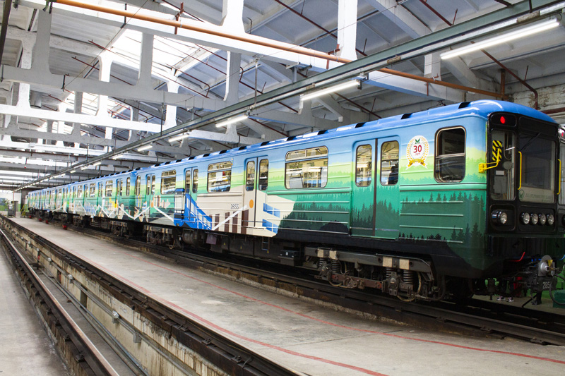 Первый тематический состав метро вышел на линию в Екатеринбурге