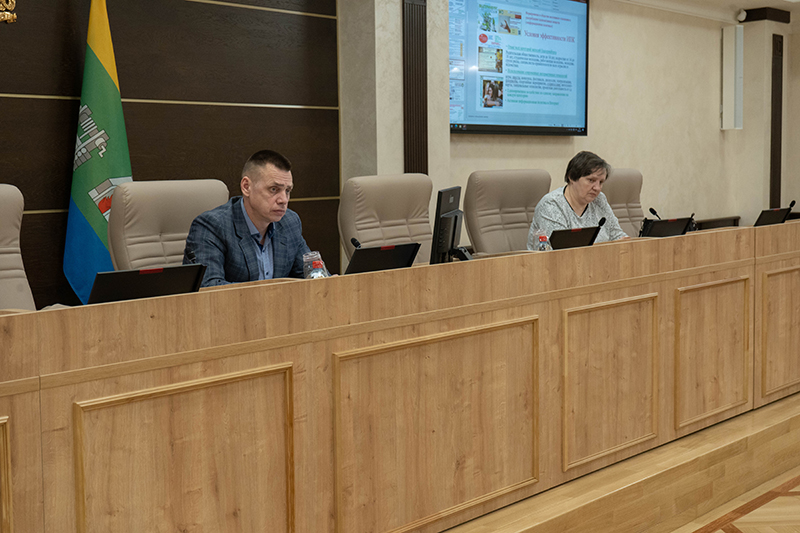 Депутаты изучили итоги комплексной профилактики зависимостей в Екатеринбурге