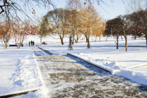 Обещали-сделали: праздник для детей, гуманитарная помощь, ремонт спортивного зала