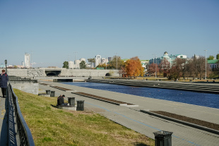 Защита прав потребителей и социальные гарантии. Депутаты провели приемы граждан