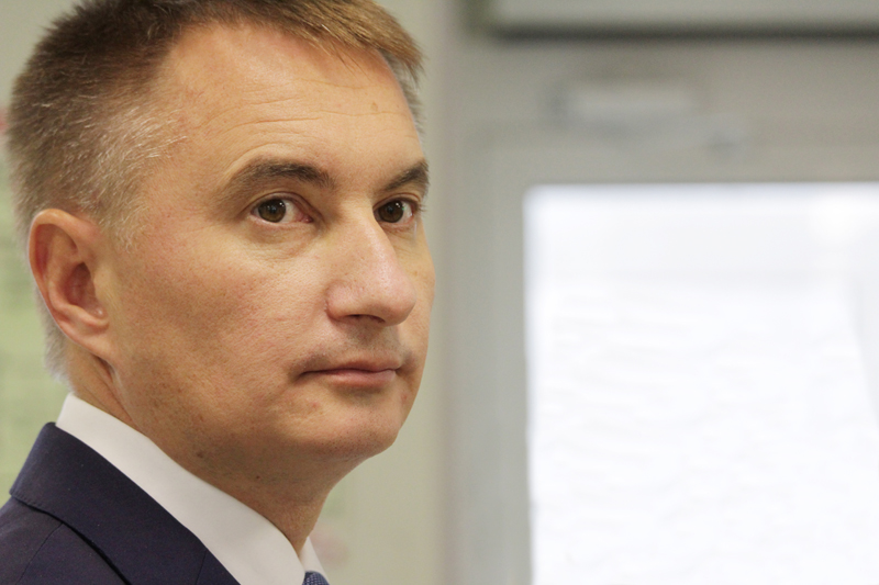 Депутат Александр Смолин поздравил ветеранов с Днем Победы