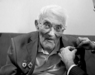 Соболезнования родным и близким Почетного гражданина города Эрика Калугина