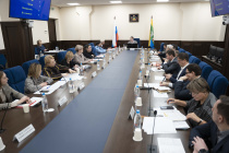 Планы по ремонту школ и детских садов озвучили в городской Думе