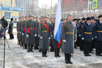 В Екатеринбурге почтили подвиг уральских танкистов