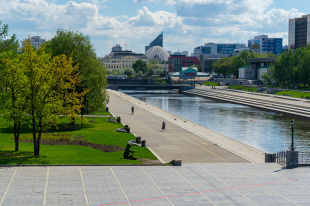 Навстречу жителям: Летний театр, музыкальная школа, инклюзивный фестиваль и другие подарки к юбилею города