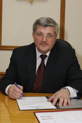 Председатель Екатеринбургской городской Думы Евгений Порунов принимает поздравления с днём рождения