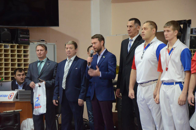 Депутат Алексей Вихарев принял участие в организации турнира по самбо