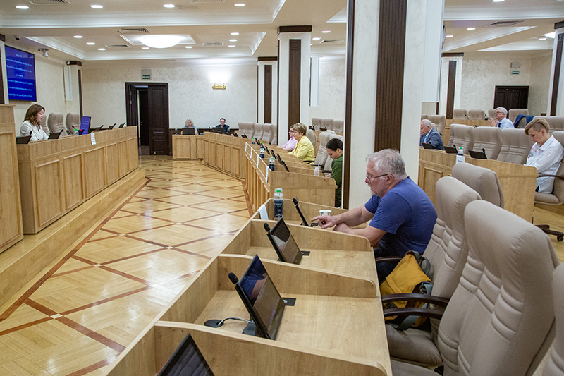 Депутаты рассмотрят отчет Главы на заседании Думы