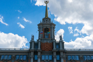 В Екатеринбурге продолжается сбор и отправка гуманитарной помощи участникам спецоперации