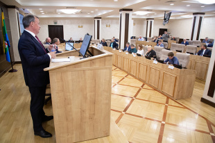 Депутаты приняли отчет главы Екатеринбурга 