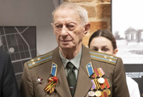 Поздравление Почетного гражданина Екатеринбурга Леонида Вильховского