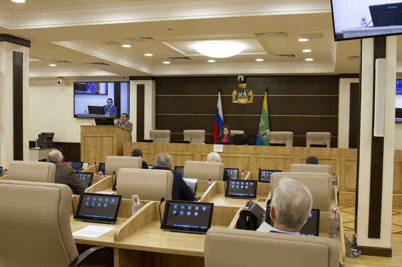 В Екатеринбургской городской Думе состоялось заседание комиссии по местному самоуправлению